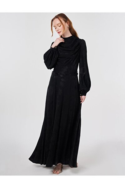 Kayra Yaprak Desen Jakarlı Elbise Siyah