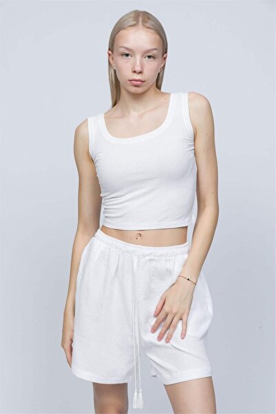 OBJE Women's White Muslin Fabric Pocketed Short Shorts
