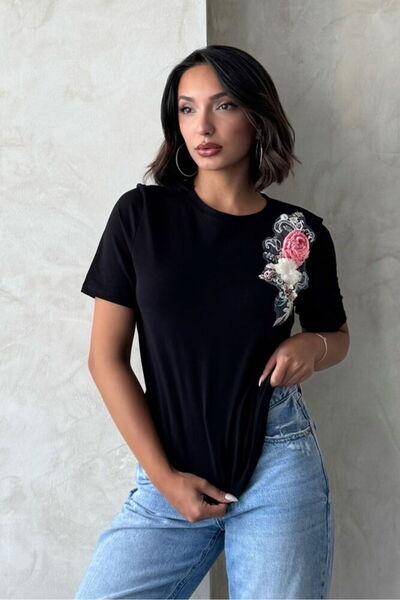 Caddebostan Moda Women's Floral Embroidered Crew Neck Short Sleeve Cotton T-S...