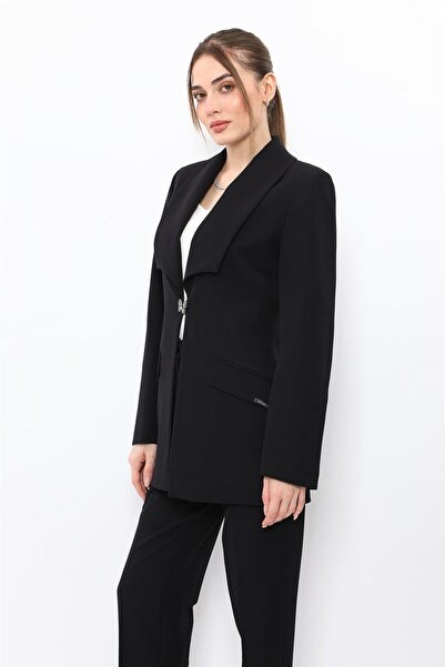 ÖNDER ÖZSOY جاكيت نسائي طويل عصري من أمريكان ياكا - أسود