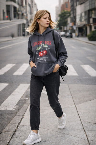 Polo State Hanorac supradimensionat cu glugă, cu imprimeu cireșe afumate, pen...