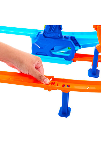 HOT WHEELS Hot WheelsHızlı Fırlatma Kasırgası Oyun Seti