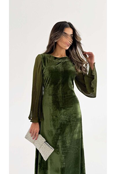 AYA MWJ009 - Elegant velvet jalabiya with ombre chiffon detailing on the sleeves