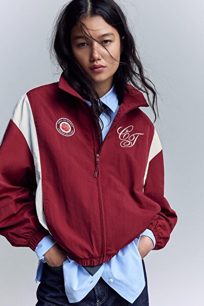 Bershka Hafif işlemeli ceket