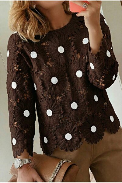 FEMELLE Brown Crochet Blouse with Daisy Motif Standard Size