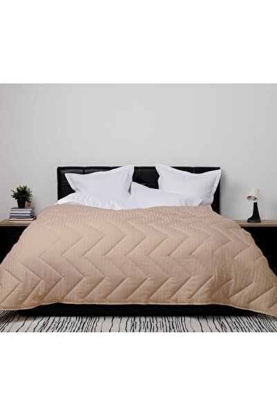 Pucioasa 100% естествена завивка с дамаска лицева страна и вълнен пълнеж 140x...