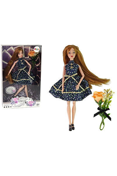 Three top online Куклата на детското модно ревю Емили