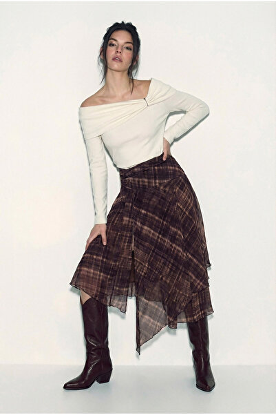 Bianco Lucci Women's Plaid Patterned Astral Asymmetrical Midi Skirt 20097 602...