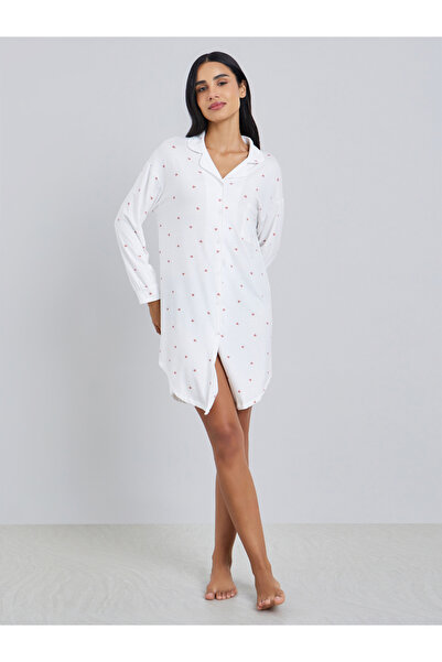 Styli Women White Heart Print Long Sleeve Nightshirt