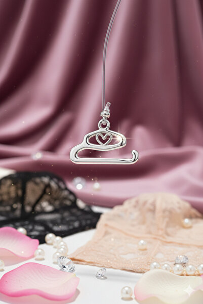 KUIN Ултра тънка, невидима, регулируема прозрачна презрамка за сутиен с сърце...