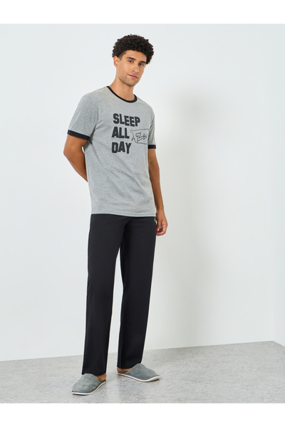 Styli Men Solid Round Neck T-Shirt and Shorts Set