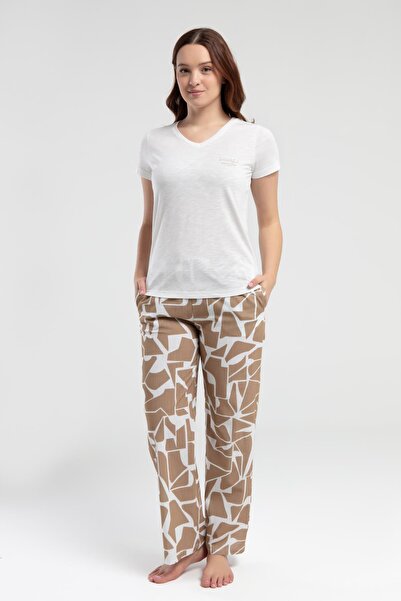 Pierre Cardin Paris Women's Beautiful V-Neck Short Sleeve Patterned Pajama Set