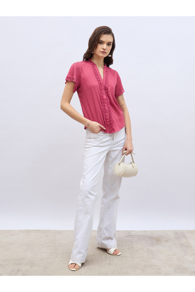 Styli Women Pink Lace Trim Short Sleeve Top