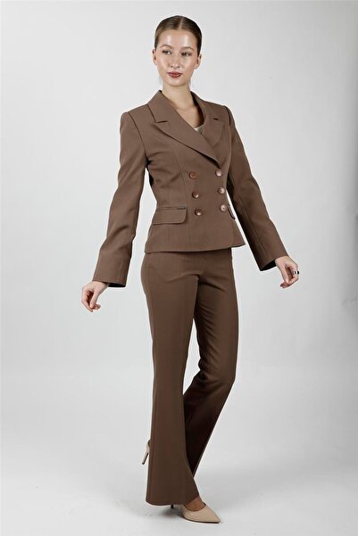 ÖNDER ÖZSOY Men's Lapel Collar Buttoned Jacket & Pocketed Spanish-Cut Trouser...