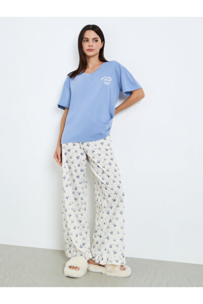 Styli Women Blue V-Neck T-Shirt and Printed Pyjama Set