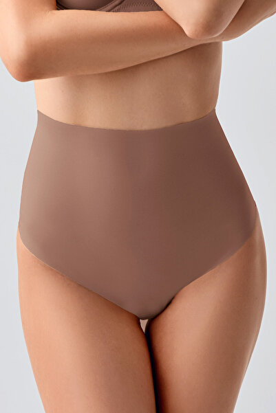 Kompedan String cu talie înaltă tăiat cu laser |   Cappuccino 9206