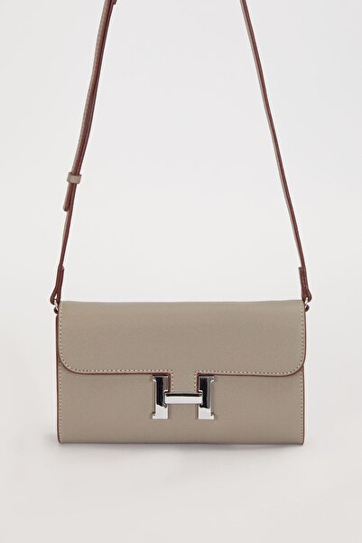Levidor Gray Shoulder Bag with Edge Stitching Detail