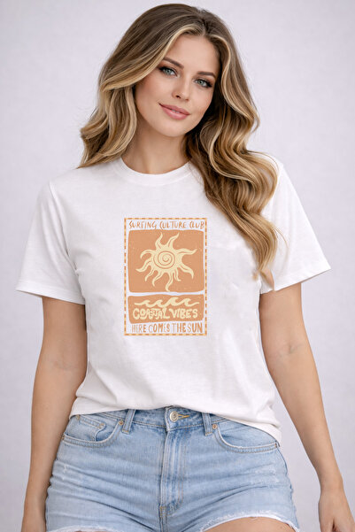 herkesemoda تي شيرت أساسي بتفاصيل مطبوعة من Coastal Vibes