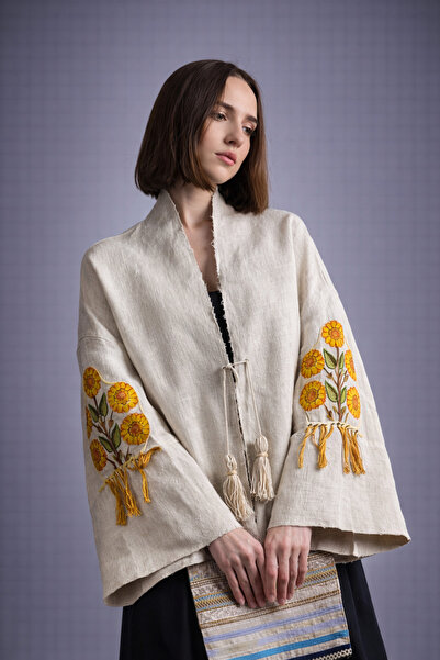 Nulivez White Kimono Jacket with Embroidery Detail – Loose Fit Wide Sleeve Sp...