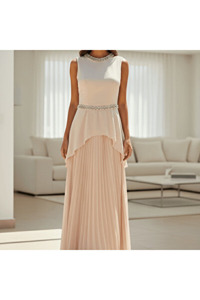 alqarat "Noura" Dress - Classic with a Modern Twist