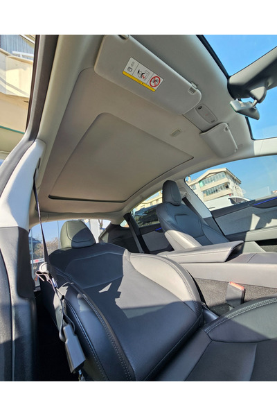 ÇAMKIRAN TESLA MODEL Y JUNİPER 2025 UYUMLU ELEKTRİKLİ TAVAN PERDESİ