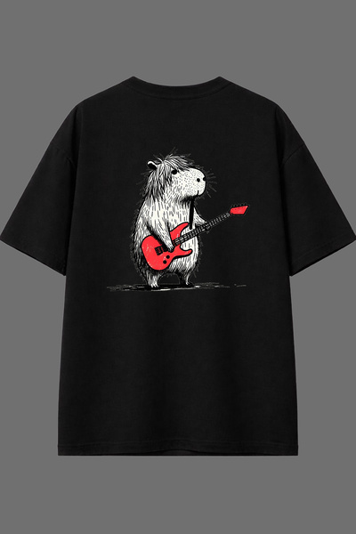 VSRN تي شيرت أسود كبير الحجم بتصميم عازف الجيتار كابيبارا مطبوع من الخلف