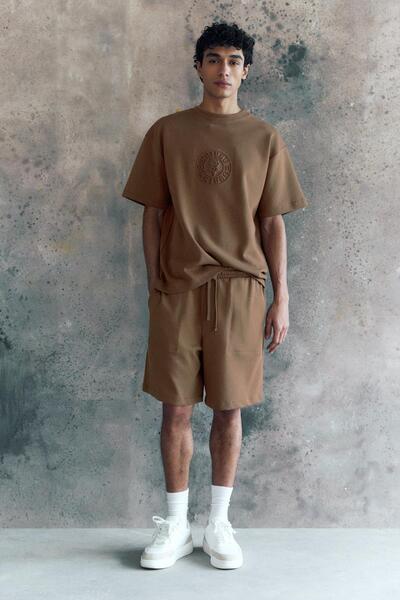 Pull & Bear Kabartma baskılı kısa kollu sweatshirt