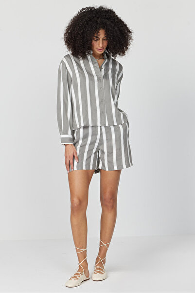 PAULMARK Women's Striped Shorts