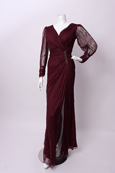 naseej A soft, elegant evening dress for dreamy occasions