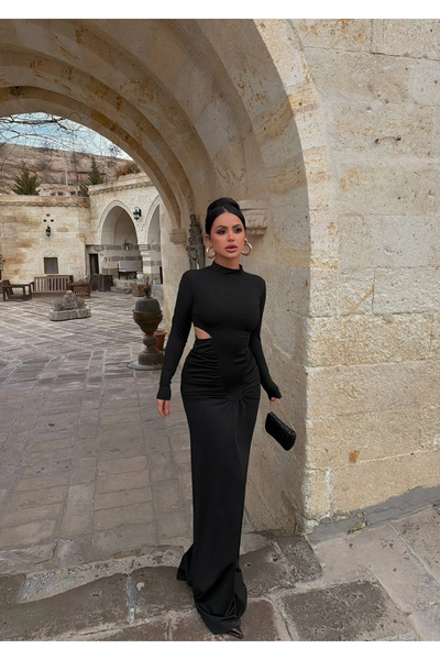 kırmızı butiks Siyah Yan Pencereli Balık Sırtı Elbise