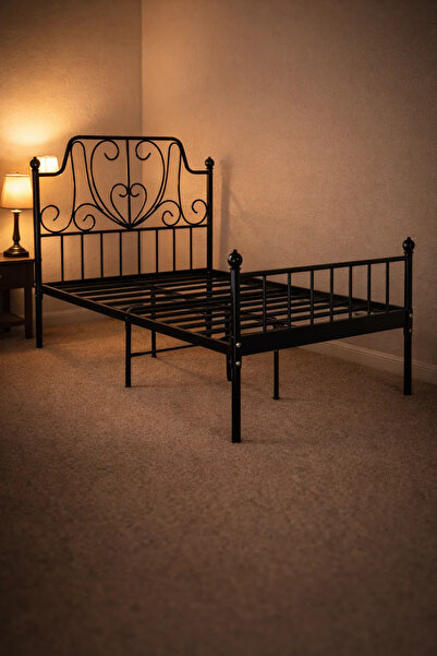 MARIA HOMES Elegant Black Metal Bed Frame 120x190cm Sturdy Iron Single Base w...