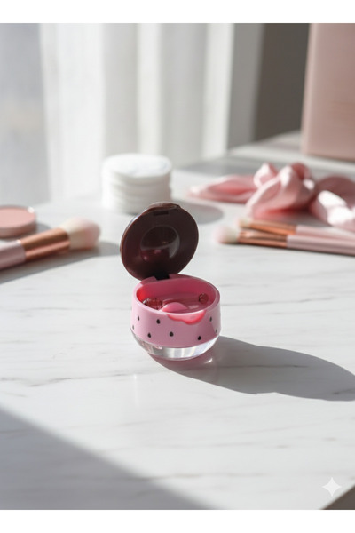 Bir Mini krem kutusu