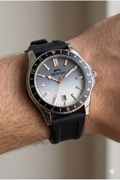 Slazenger ساعة يد رجالية بعلبة فولاذية مقاس 42 ملم |   حزام سيليكون أسود، مع ...