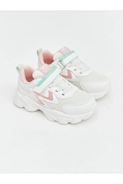 LC Waikiki حذاء رياضي للفتيات الصغيرات مزود بأربطة وشريط فيلكرو (S6)