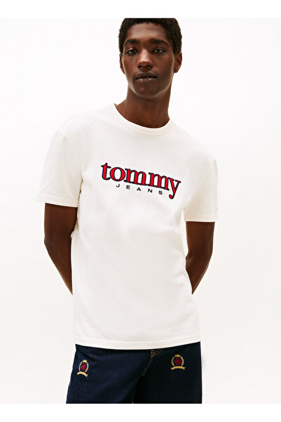 Tommy Jeans Bisiklet Yaka Baskılı Beyaz Erkek T-Shirt DM0DM22719YBH Beyaz T-S...