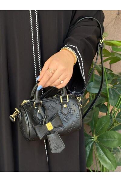 Generic High-quality handbag and shoulder bag with accessories