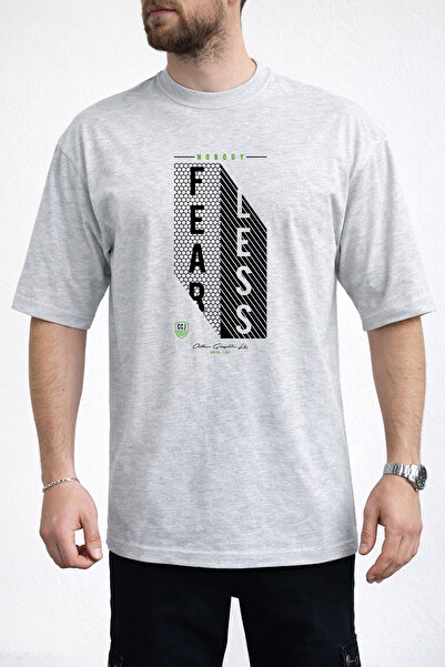 caddekombin Tricou gri pentru bărbați, cu imprimeu Fearless, cu text imprimat...