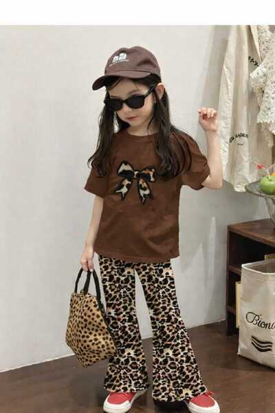New Shine Ribbon Printed Brown Kids T-Shirt