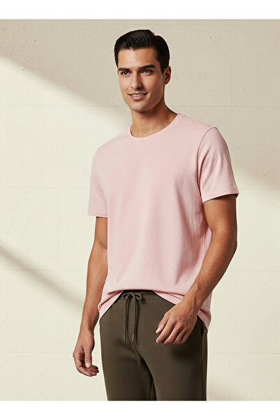 Iconic تيشيرت رجالي قصة ضيقة بقصة دائرية وأكمام قصيرة بنقشة الفشار