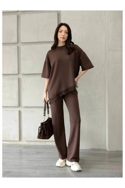 Coral Eteği Dantelli Tişörtlü Takım 2335 Kahve