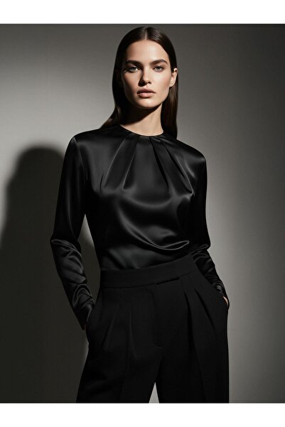 RİVUS Special Design Gathered Collar Detailed Snap Button Body Blouse - Black