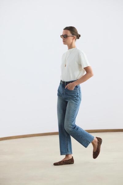 KADRİYE BAŞTÜRK Дънки с висока талия и прави крачоли в средно синьо