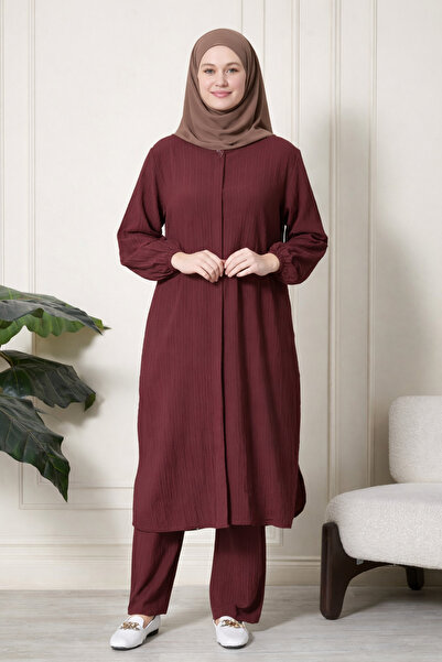 Ferace Women's Plus Size Seersucker Fabric Hidden Button Double Suit