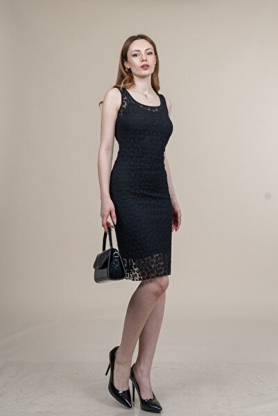 Yare Astarlı Dantel Kalın Askılı Midi Boy Elbise