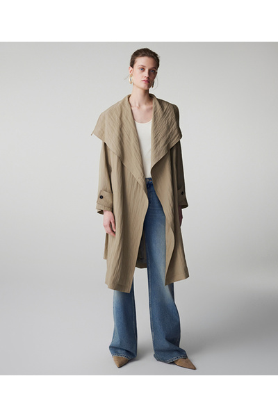 İpekyol Kuşaklı teknik kumaş pardösü