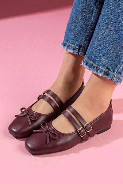 FUGA MODA حذاء باليه إيتيرنا بوردو ذو شريط مزدوج مع فيونكة جلدية وإبزيم ذهبي