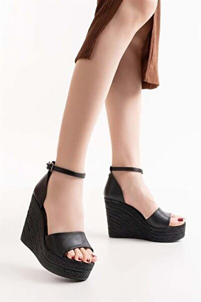 Difolia Women's Black Single Strap High Wedge Sole Shoes