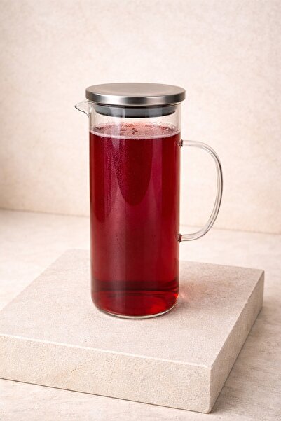 tutku home Metal Kapaklı Borosilikat Cam Sürahi - 1,5 Litre