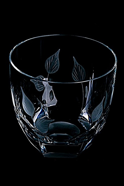 DECOSTYLE Custom Made Cornered Leaf Decor1 Piece Whiskey Glass - Crystal Cutt...