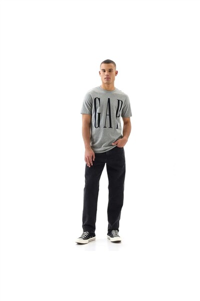 GAP Men's T-Shirt V-Everyday Soft Corp Logo Tee